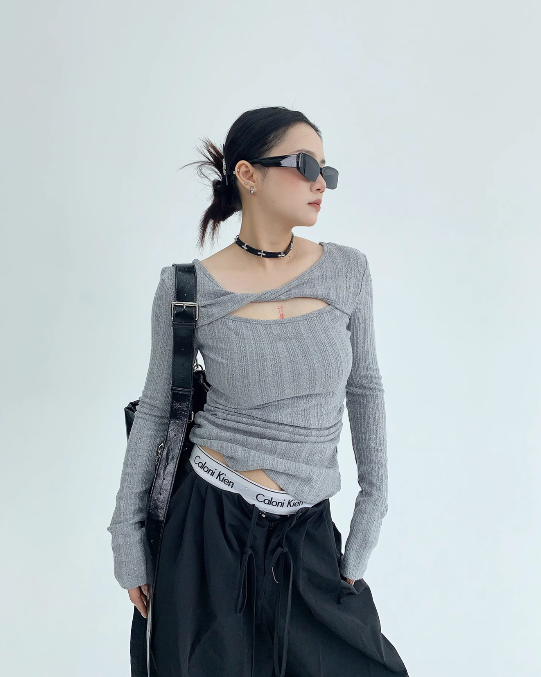 Cut Out Drost Tops YLS0538