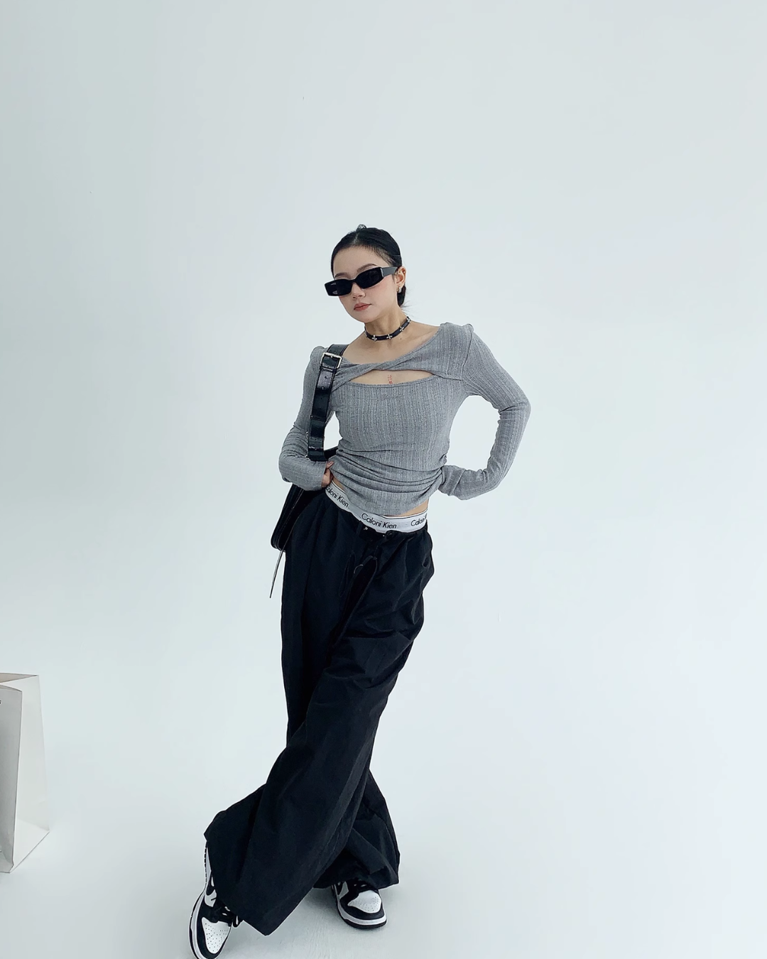 Cut Out Drost Tops YLS0538