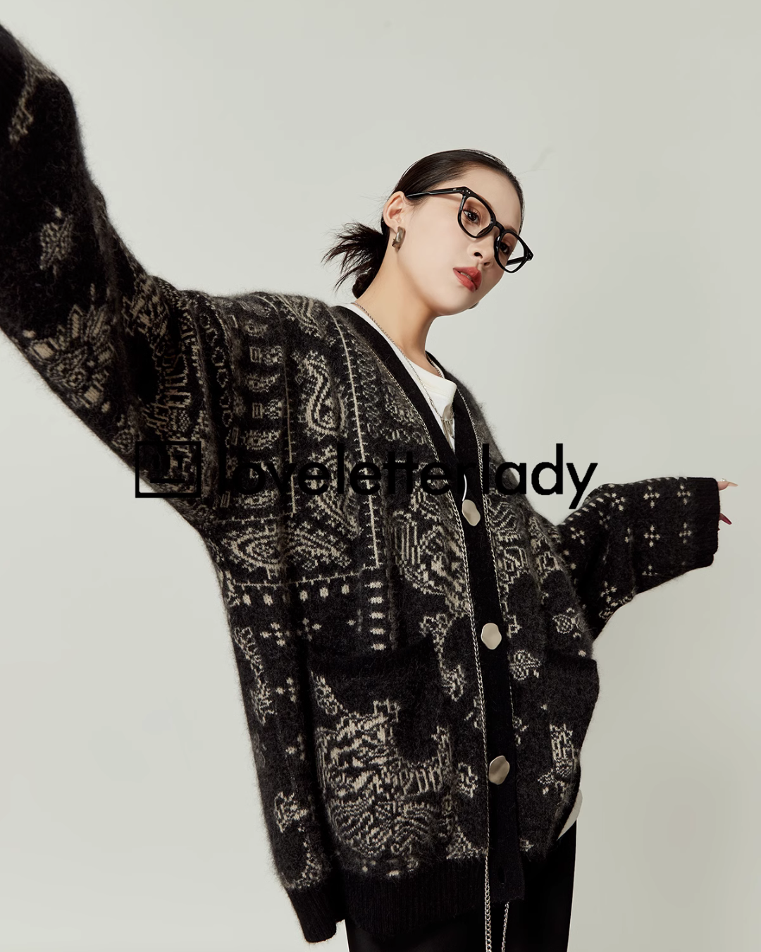 V-Neck Knit Cardigan LLA0361