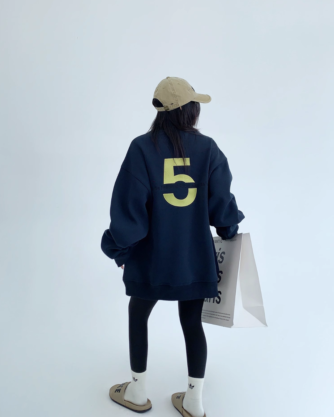 Oversize Embroidered Crewneck Sweatshirt YLS0358