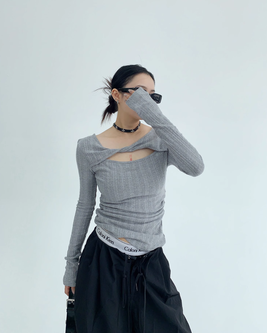 Cut Out Drost Tops YLS0538