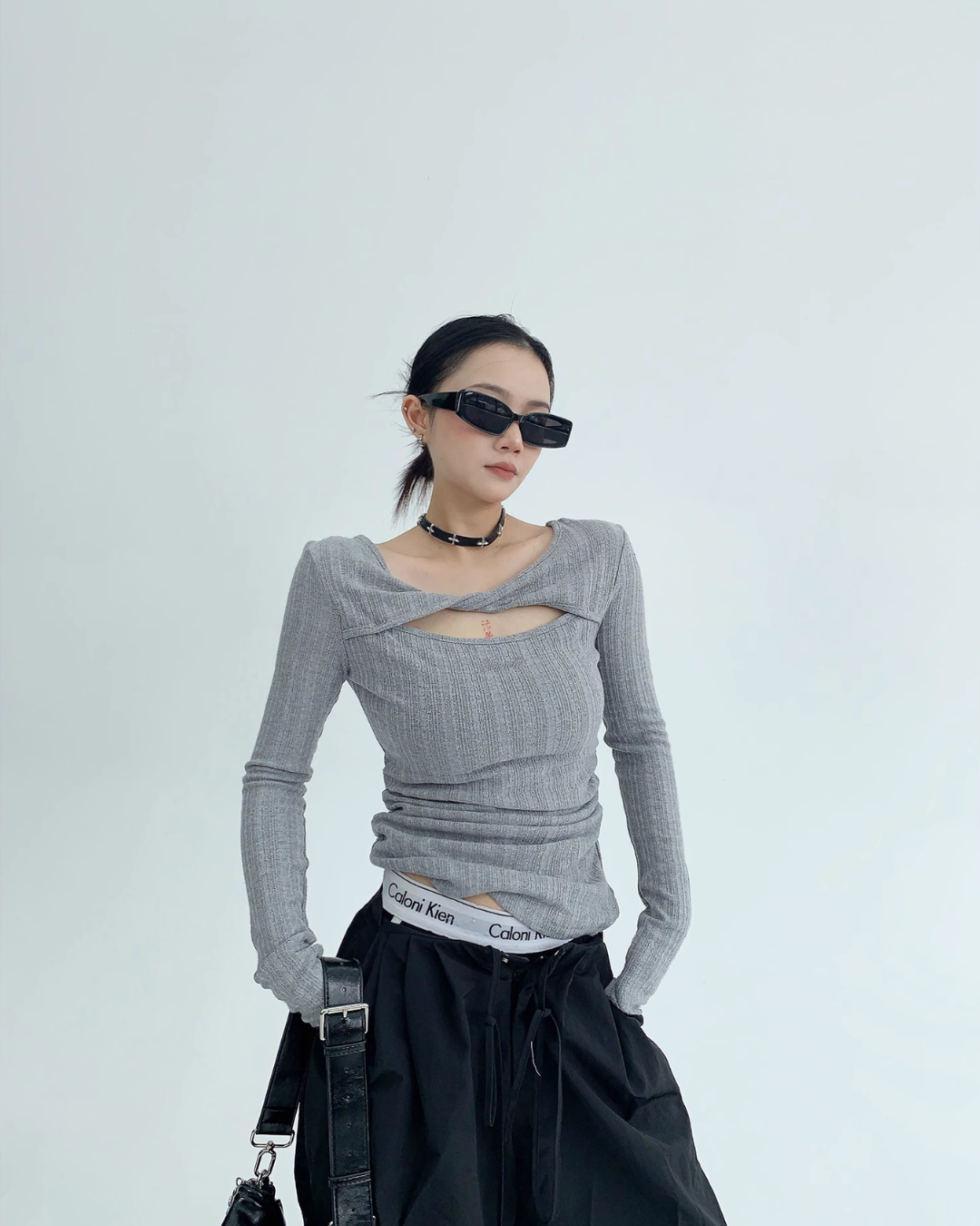 Cut Out Drost Tops YLS0538