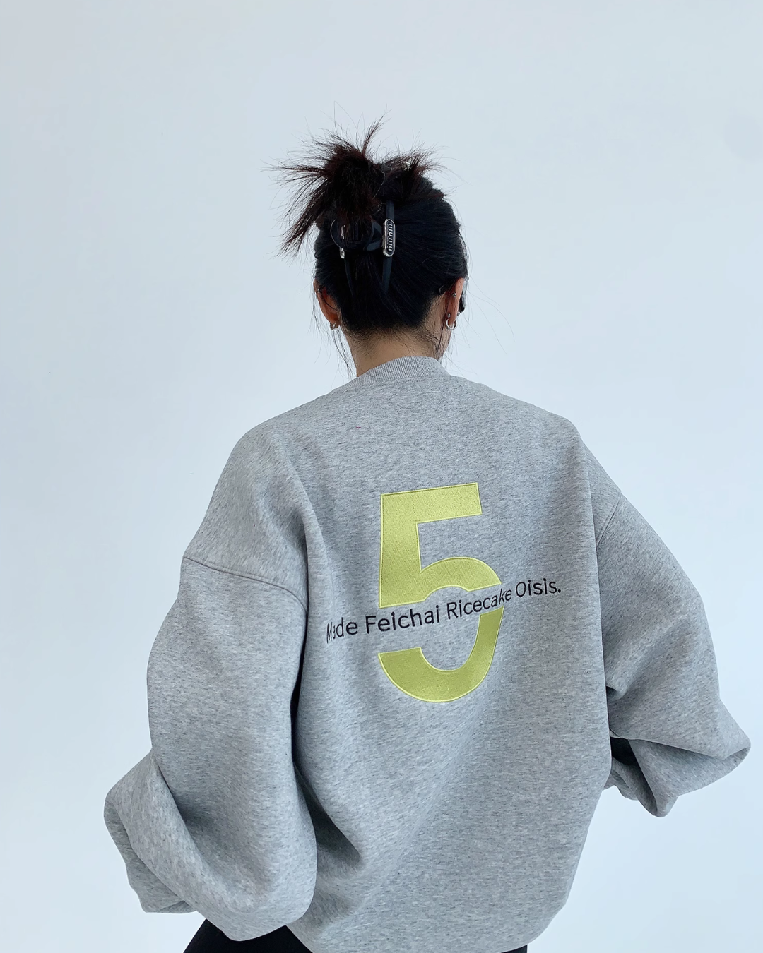 Oversize Embroidered Crewneck Sweatshirt YLS0358