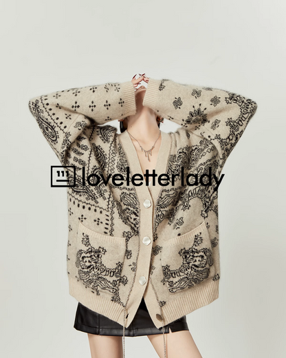 V-Neck Knit Cardigan LLA0361